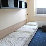 Apartment Am Apfelbaum 4 Pers